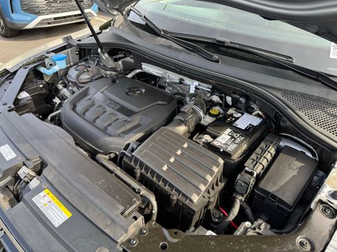 Used 2024 Volkswagen Tiguan SE R-Line image 26