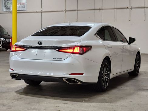 Used 2024 Lexus ES 350 w/ Premium Package image 8