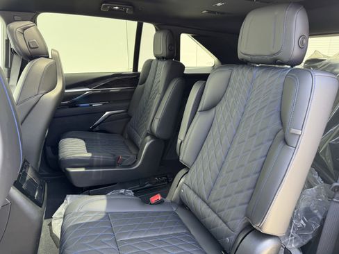 New 2025 Cadillac Escalade IQ Sport 1 w/ Smart Trailering package image 13