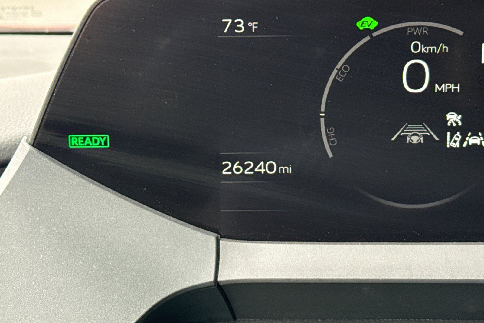 Used 2025 Toyota Prius LE FWD image 31