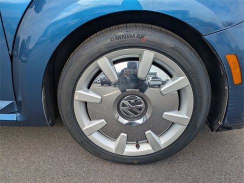 Used 2016 Volkswagen Beetle 1.8T SEL image 11