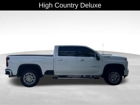 Used 2023 Chevrolet Silverado 2500 High Country w/ LPO, Hitch Package AWD/4WD image 7