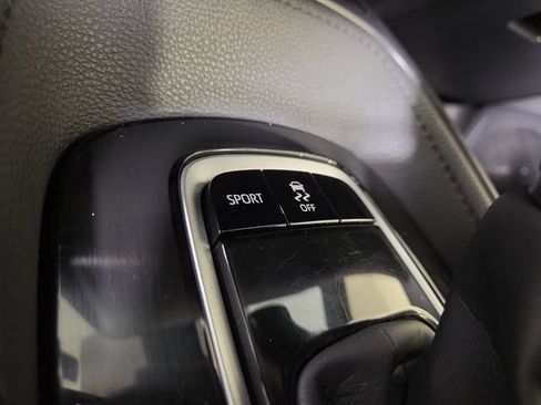 Used 2020 Toyota Corolla SE FWD image 24