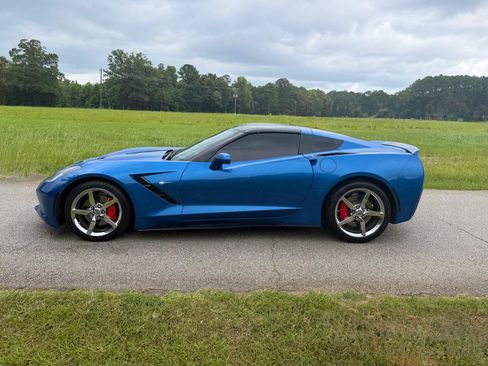 Used 2014 Chevrolet Corvette Stingray Coupe w/ 3LT Preferred Equipment Group RWD image 6