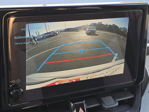 Certified 2025 Toyota Corolla LE image 20