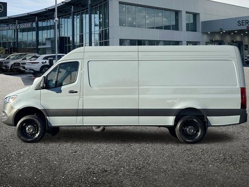 New 2026 Mercedes-Benz Sprinter 2500 image 7