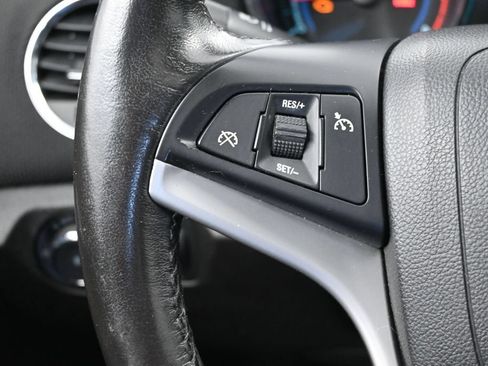 Used 2013 Chevrolet Cruze LTZ FWD image 39