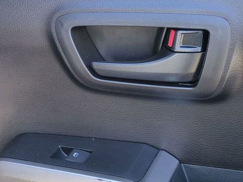 Used 2021 Toyota Tacoma SR5 image 33