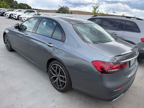 Used 2023 Mercedes-Benz E 450 4MATIC Sedan image 4