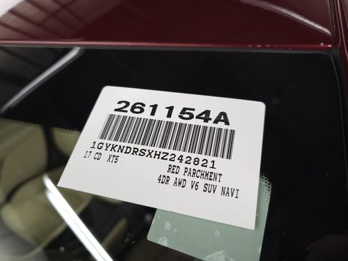 Used 2017 Cadillac XT5 Luxury w/ Driver Awareness Package AWD/4WD image 33