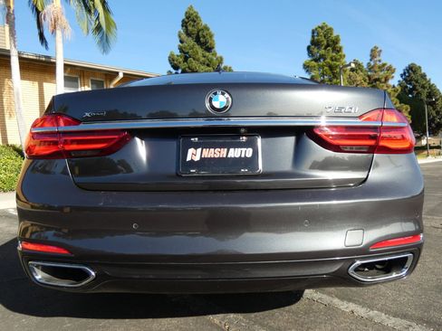 Used 2016 BMW 750i xDrive image 10