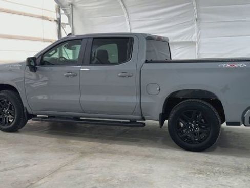 Used 2025 Chevrolet Silverado 1500 RST image 6