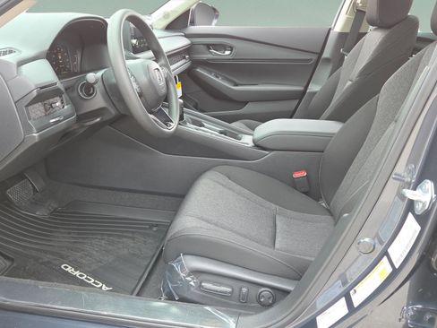 New 2026 Honda Accord SE image 9