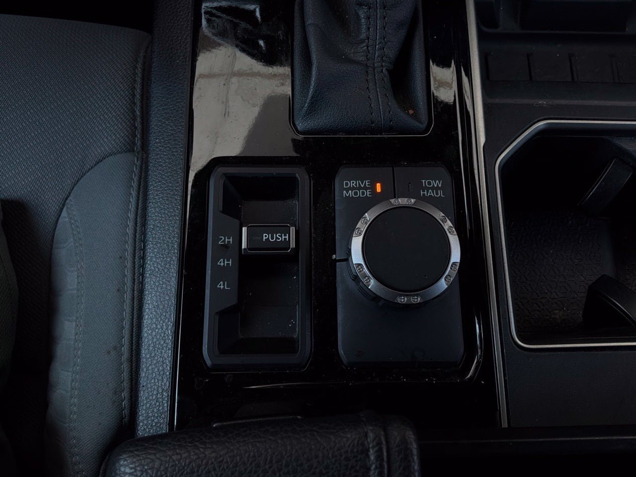 Used 2023 Toyota Tundra SR5 AWD/4WD image 27