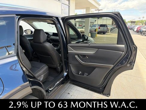 Used 2025 MAZDA CX-90 Plug-In Hybrid w/ Preferred AWD/4WD image 10