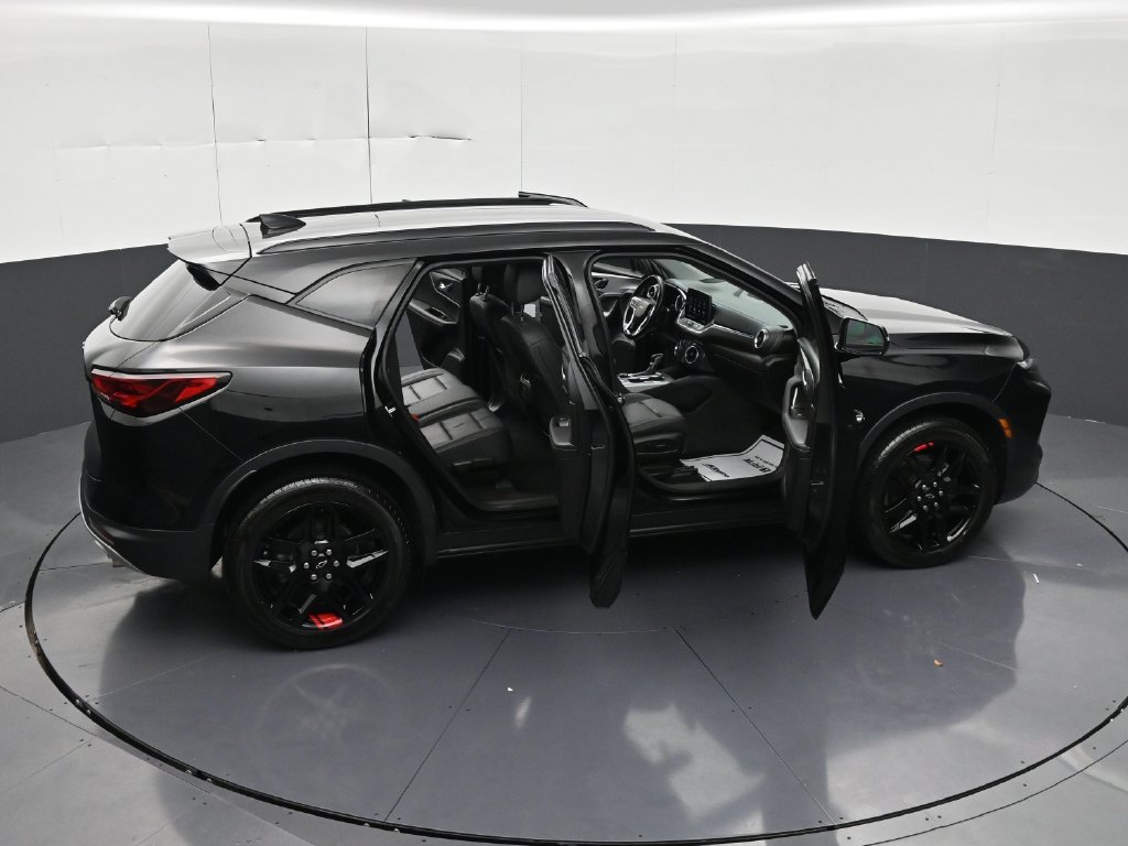 Used 2023 Chevrolet Blazer LT FWD image 34