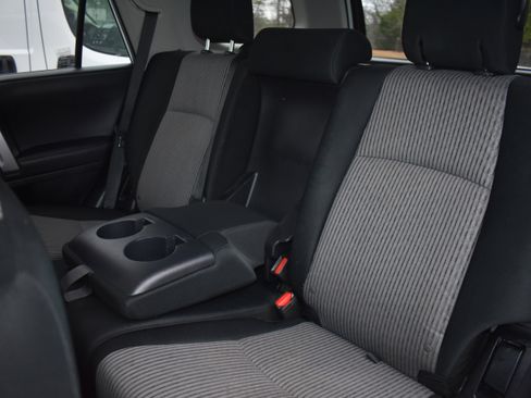 Used 2022 Toyota 4Runner SR5 image 28