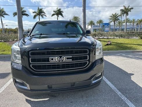 Used 2019 GMC Yukon SLT w/ Graphite Performance Edition image 2