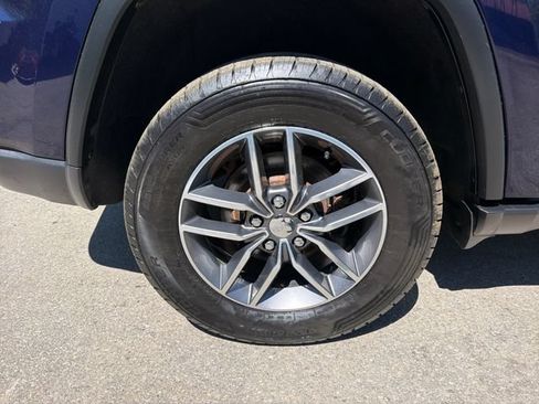 Used 2017 Jeep Grand Cherokee Limited AWD/4WD image 31