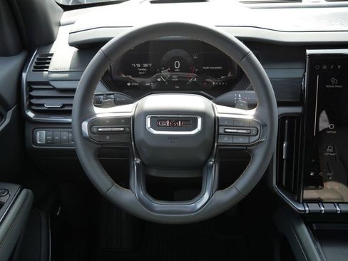 New 2026 GMC Acadia AT4 w/ Luxury Package AWD/4WD image 40