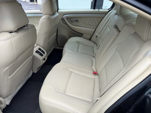 Used 2015 Ford Taurus SEL w/ Equipment Group 201A AWD/4WD image 13