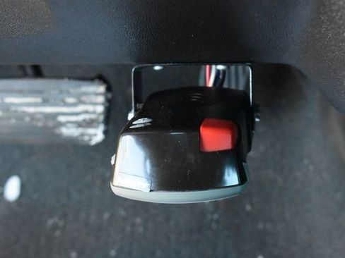 Used 2019 Chevrolet Silverado 1500 LT w/ All-Star Edition image 33