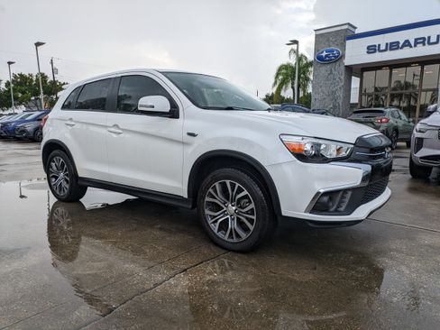 Used 2018 Mitsubishi Outlander Sport FWD image 2