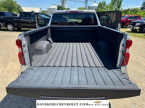 Used 2021 Chevrolet Silverado 1500 LT AWD/4WD image 35