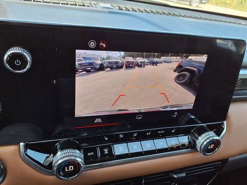 New 2026 GMC Canyon AT4 image 4