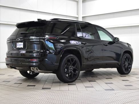 New 2026 Chevrolet Traverse RS w/ LPO, Floor Liner Package AWD/4WD image 8