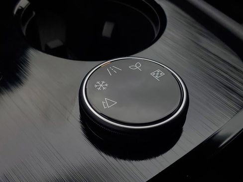 New 2026 Nissan Rogue SV image 25