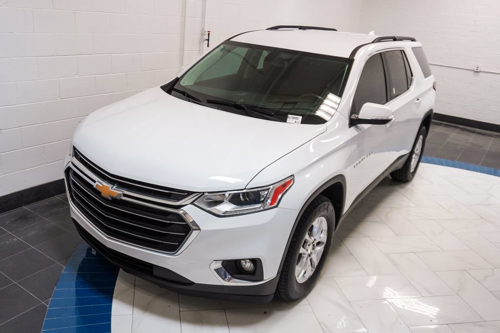 Used 2021 Chevrolet Traverse LT FWD image 40