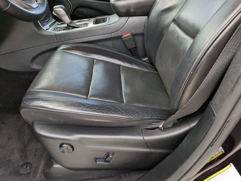 Used 2019 Jeep Grand Cherokee High Altitude RWD image 24