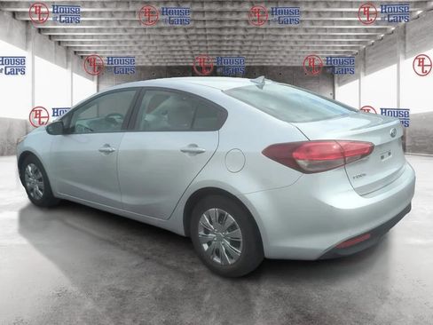 Used 2017 Kia Forte LX w/ LX Popular Package FWD image 7