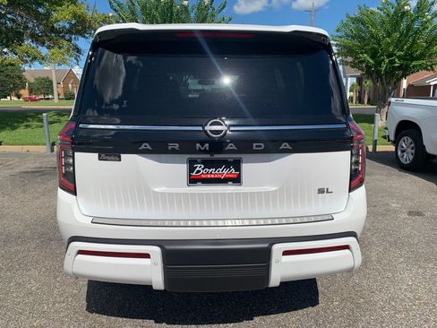 New 2026 Nissan Armada SL w/ Captain's Chari Seat Package RWD image 5