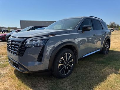 New 2026 Nissan Pathfinder Platinum