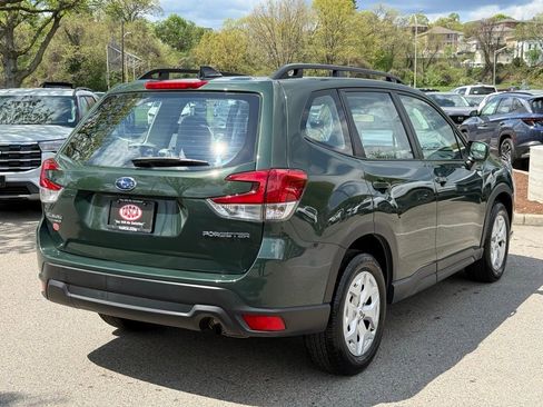 Used 2024 Subaru Forester AWD/4WD image 7
