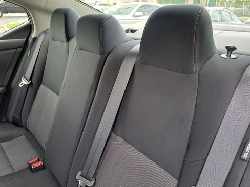 Used 2024 Nissan Sentra SV FWD image 19