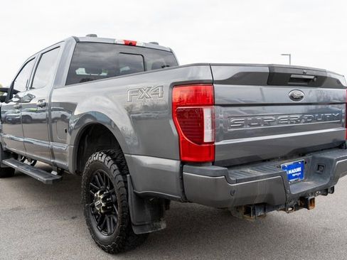 Used 2022 Ford F250 Lariat w/ Black Appearance Package image 8