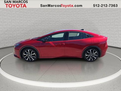 New 2026 Toyota Prius Plug-In Hybrid FWD image 8