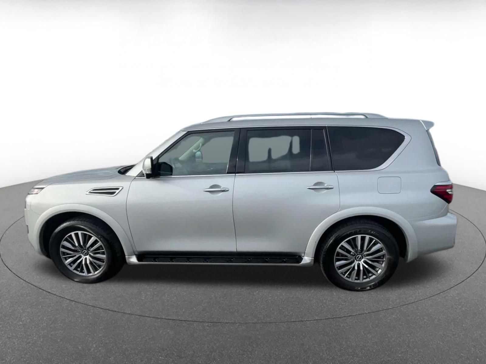 Used 2024 Nissan Armada SL RWD image 8