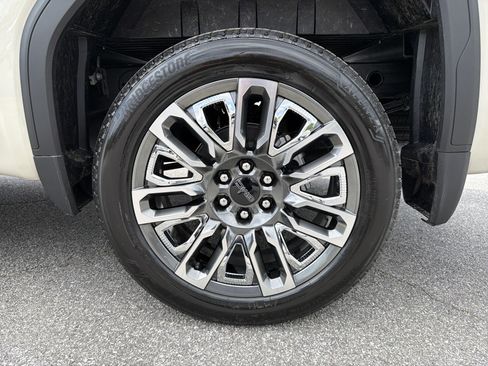 New 2026 GMC Sierra 1500 Denali Ultimate image 24