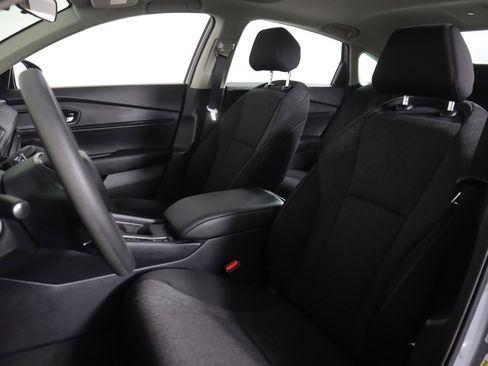 Certified 2025 Honda Accord SE image 29