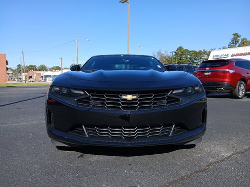 Used 2024 Chevrolet Camaro LT w/ Technology Package image 12