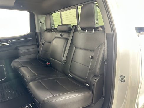 Used 2022 GMC Sierra 1500 Elevation w/ Elevation Premium Package image 21