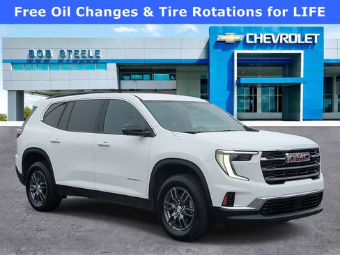 Used 2025 GMC Acadia Elevation image 1