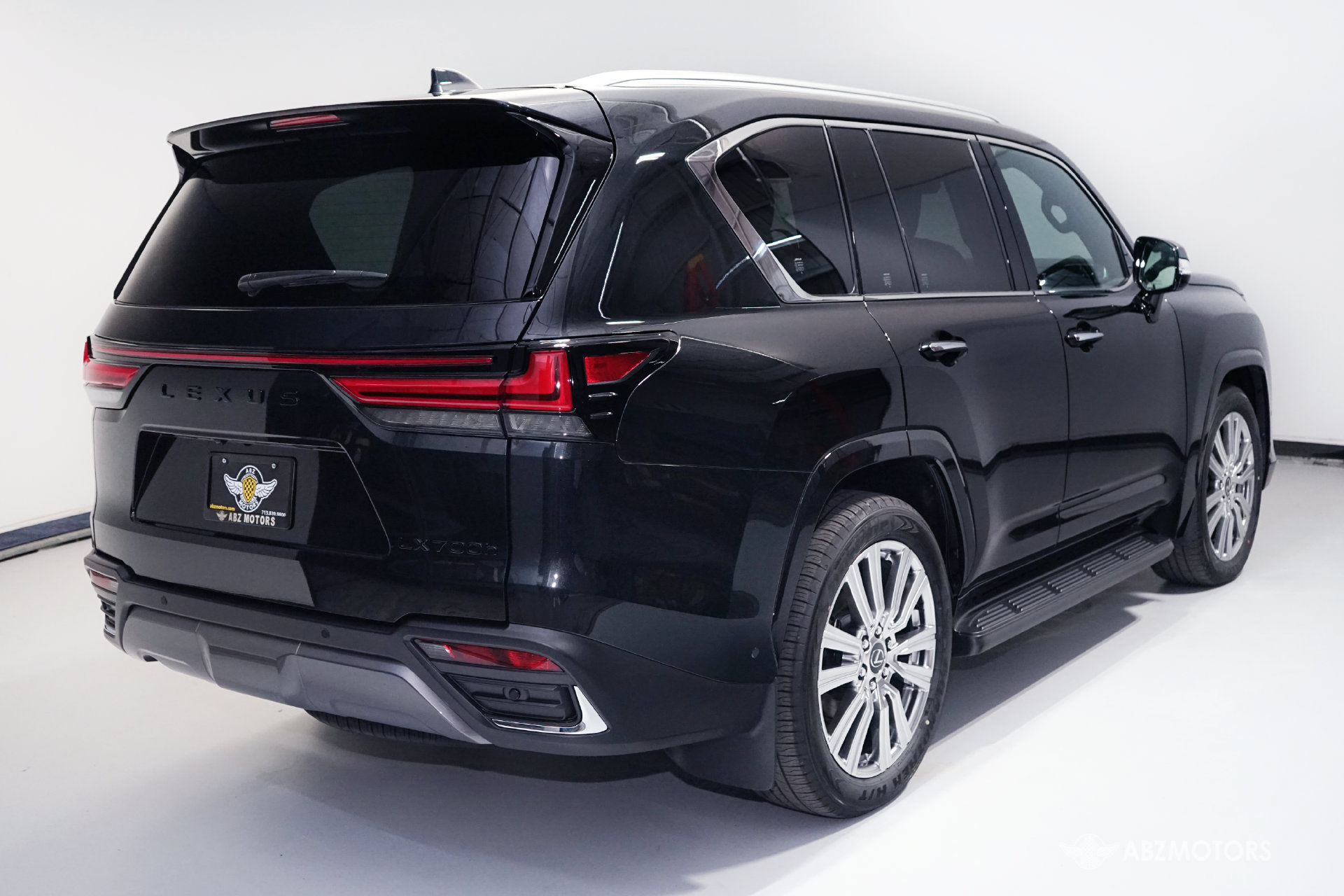 Used 2026 Lexus LX 700h Ultra Luxury AWD/4WD image 5