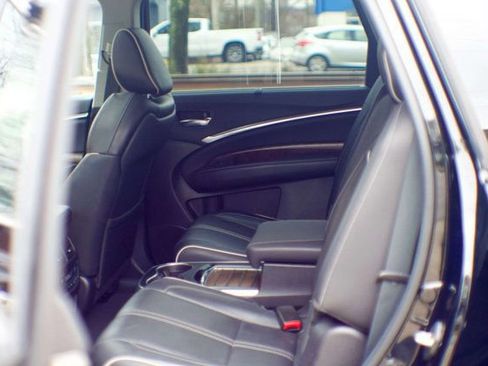 Used 2017 Acura MDX SH-AWD w/ Advance Package image 42