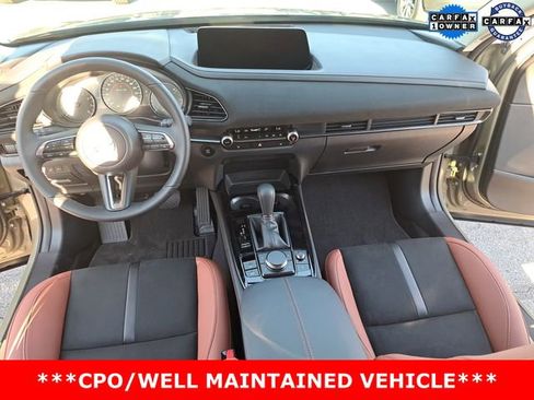 Used 2025 MAZDA CX-30 Carbon image 12
