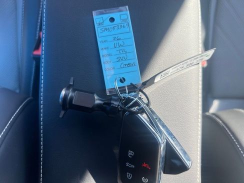 New 2026 Volkswagen Tiguan SE R-Line image 66